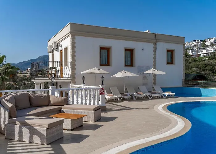 Hotel Queen Boutique 2*