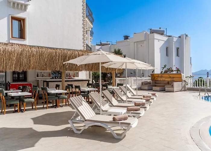 Queen Boutique Bitez