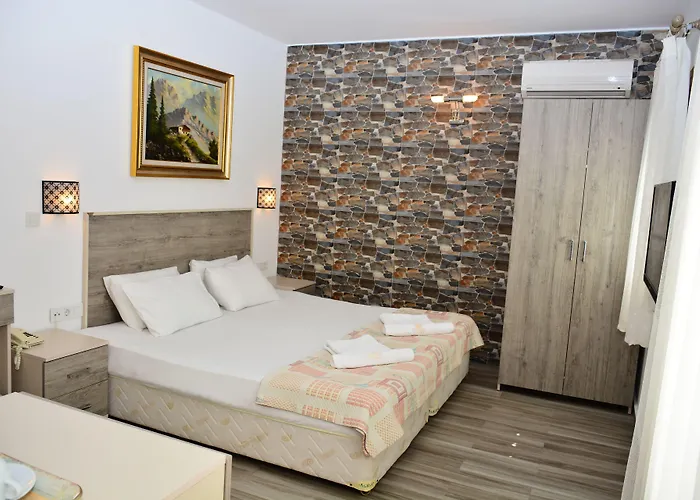 Queen Boutique Hotel 2*