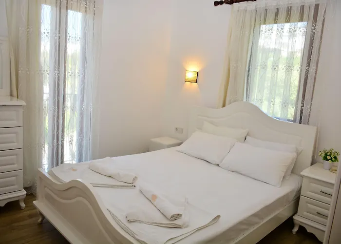 Queen Boutique 2* Bitez