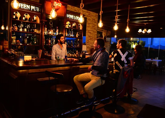 Queen Boutique Bitez