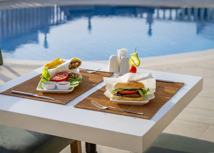 Hotel Queen Boutique 2*