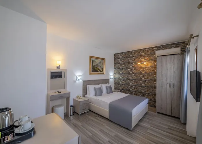 Hotel Queen Boutique 2*