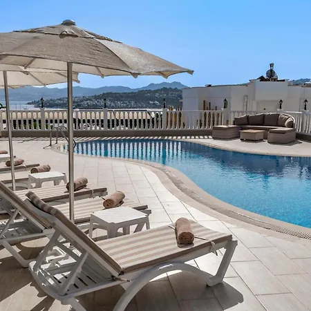 Queen Boutique Hotel Bitez