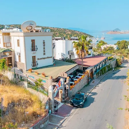 Hotel Queen Boutique 2*